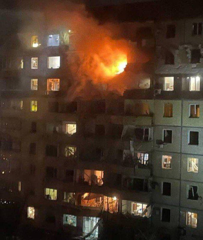 Rusiya ordusu Krivoy Roqu vurdu, Zelenskidən qisas vədi gecikmədi - FOTO/VİDEO - foto 2