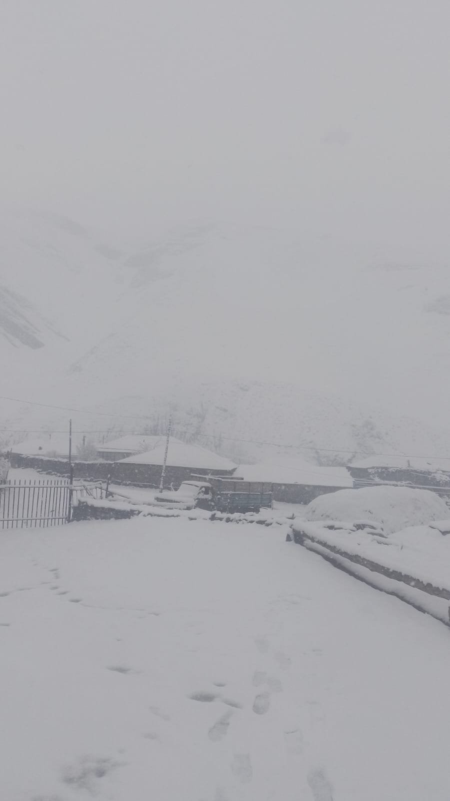 Quba və Qusar ilaxır çərşənbəni qarla qarşıladı - FOTO/VİDEO - foto 3