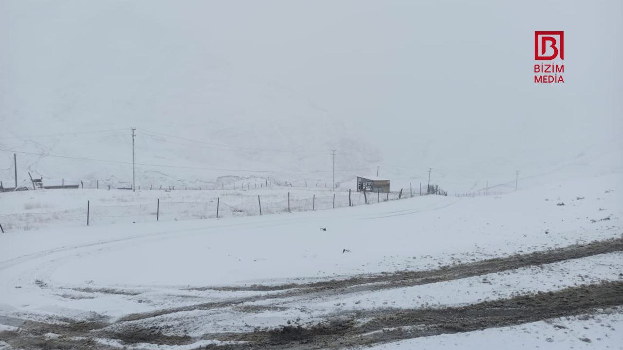 Torpaq çərşənbəsində Xınalıq ağ libasa büründü – FOTO/VİDEO - foto 2