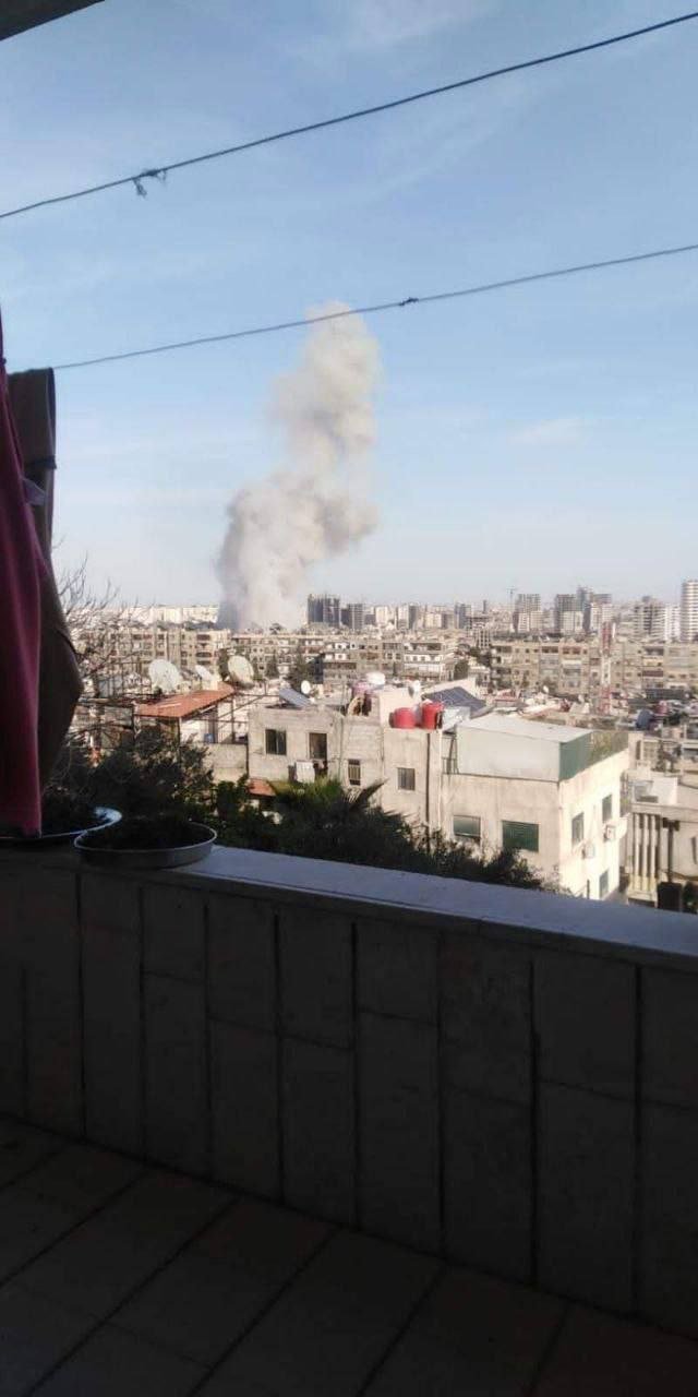 İsrail ordusu İranın Dəməşqdəki konsulluğunun yerləşdiyi əraziyə raket hücumu edib - FOTO/VİDEO  - foto 4