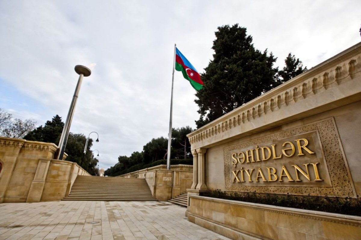 Konqo Prezidenti Şəhidlər xiyabanını ziyarət edib