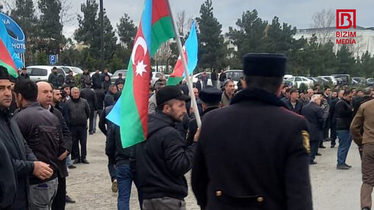 Ötən gün həlak olan əsgərimiz Qubaya gətirildi – FOTO/VİDEO   - foto 3
