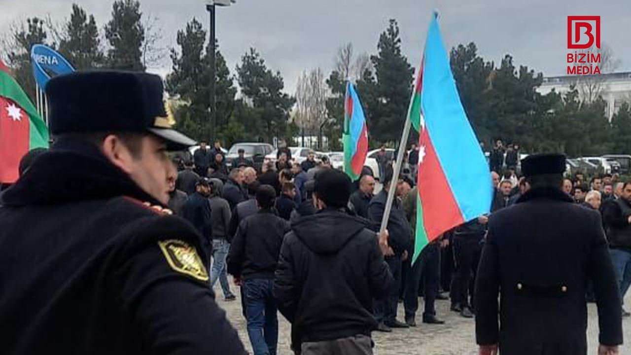 Ötən gün həlak olan əsgərimiz Qubaya gətirildi – FOTO/VİDEO   - foto 1