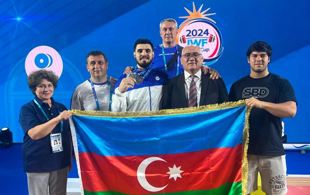 Ağırlıqqaldıranımız Dünya Kubokunda 3 gümüş medal qazandı – FOTO/VİDEO Ağırlıqqaldıranımız Dünya Kubokunda 3 gümüş medal qazandı – FOTO/VİDEO