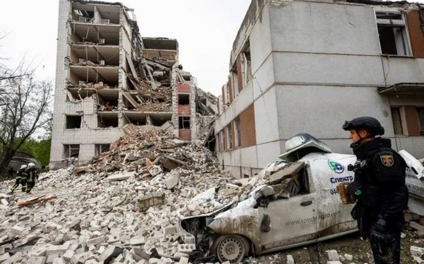 Rusiya Çerniqovu raketlə vurub, 61 yaralı var Rusiya Çerniqovu raketlə vurub, 61 yaralı var