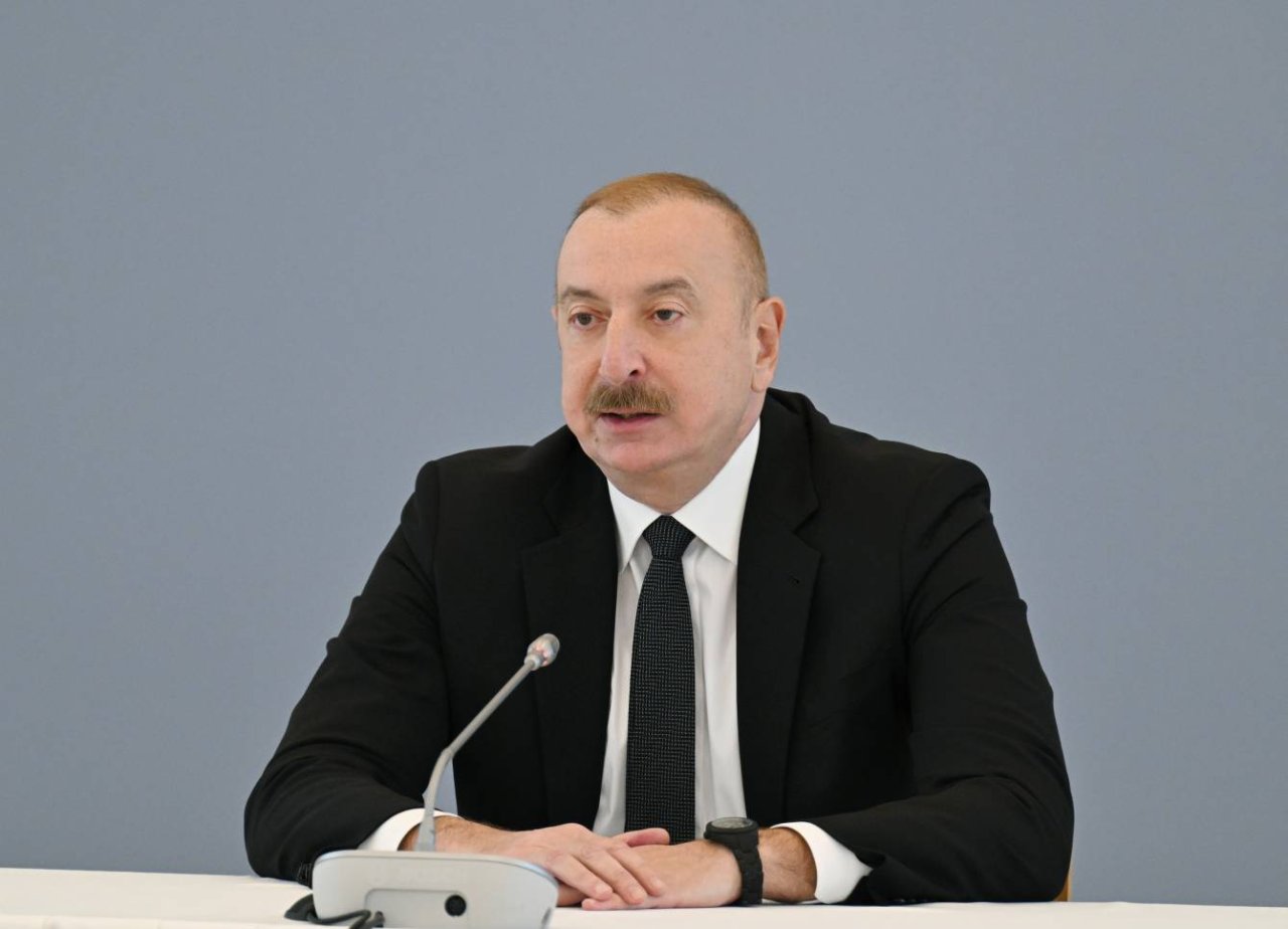 Azərbaycan Prezidenti: Dünya uzun illər hasil edilən enerji mənbələrinə ehtiyac duyacaq