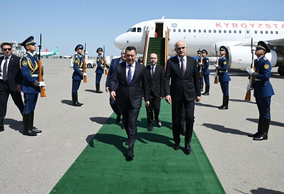 Sadır Japarov Azərbaycana gəldi - FOTO