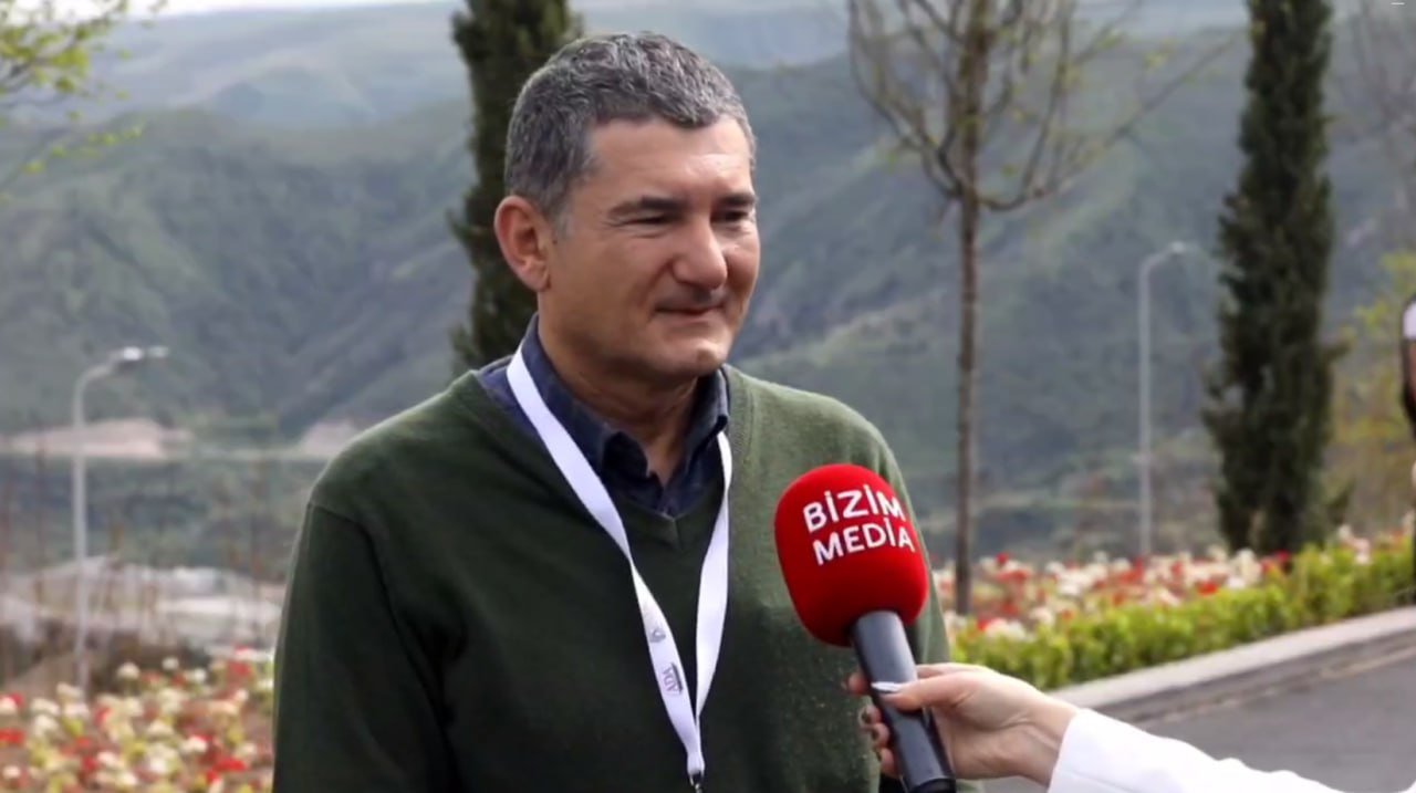 Türkiyəli professor: “İlham Əliyev heç kimin xəyal belə edə bilmədiyi işləri reallaşdırdı” – VİDEO Türkiyəli professor: “İlham Əliyev heç kimin xəyal belə edə bilmədiyi işləri reallaşdırdı” – VİDEO