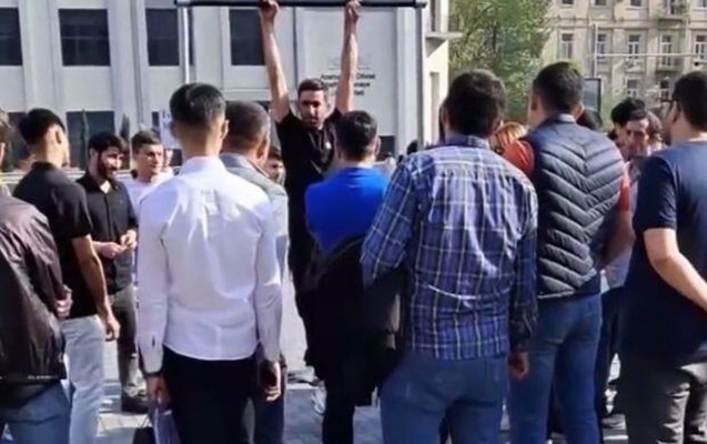 Bakının mərkəzində 3 dəqiqəyə 100 manat dələduzluğu – VİDEO  