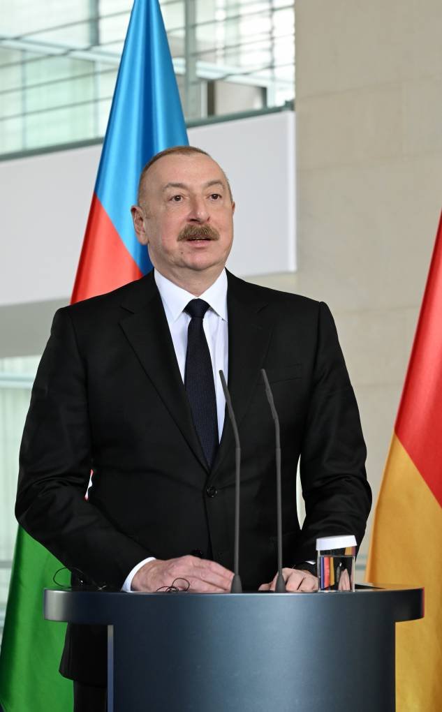 İlham Əliyev və Olaf Şolts birgə mətbuat konfransı keçiriblər – FOTO/VİDEO  - foto 2
