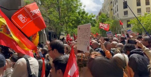 İspaniyada Baş nazirə görə xalq aksiyaya başladı, hakimiyyətdən getməməsi istənilir - VİDEO