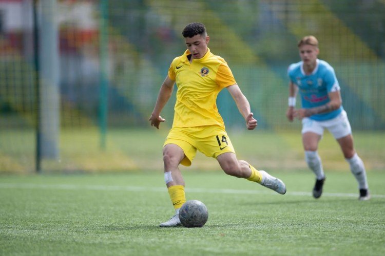 AFFA ukraynalı futbolçunu milliləşdirmək istəyir
