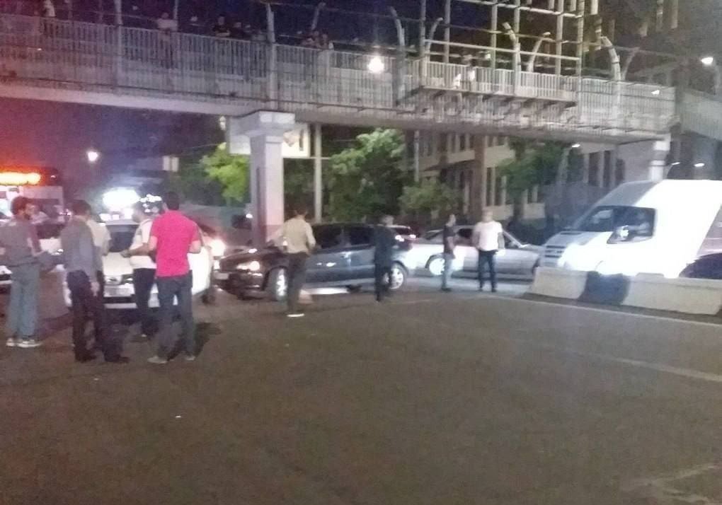 İrəvanda etirazlar DAVAM EDİR: Polis kütləvi həbslərə başlayıb - VİDEO 