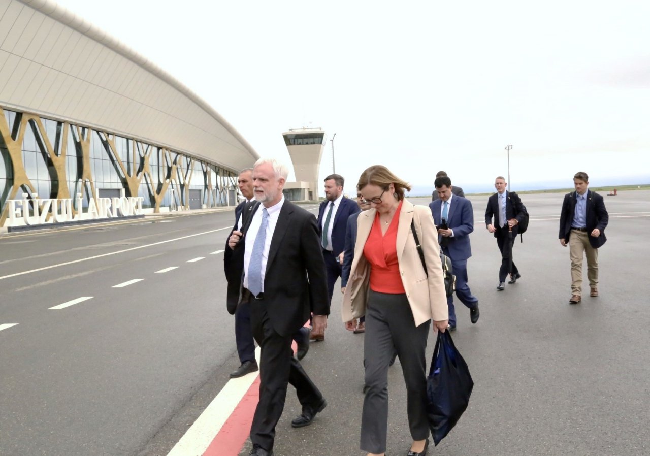 ABŞ səfiri Şuşaya getdi - FOTO - foto 2