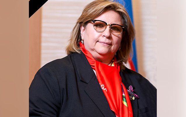 Şadlıq sarayının qarşısındakı qəzada ölən qadın yenicə direktor vəzifəsindən azad edilibmiş - VİDEO Şadlıq sarayının qarşısındakı qəzada ölən qadın yenicə direktor vəzifəsindən azad edilibmiş - VİDEO