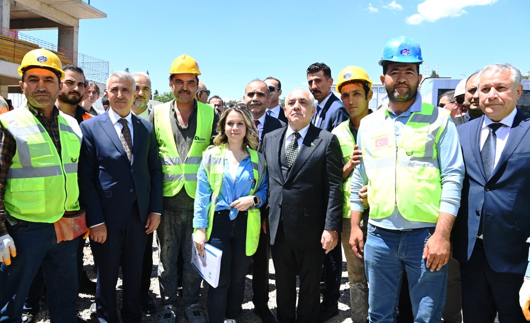 Əli Əsədov Kahramanmaraşdakı “Azərbaycan məhəlləsi”ndə - FOTO     - foto 5