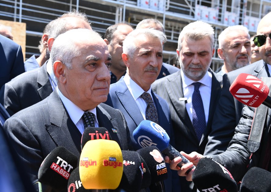 Əli Əsədov Kahramanmaraşdakı “Azərbaycan məhəlləsi”ndə - FOTO     - foto 3