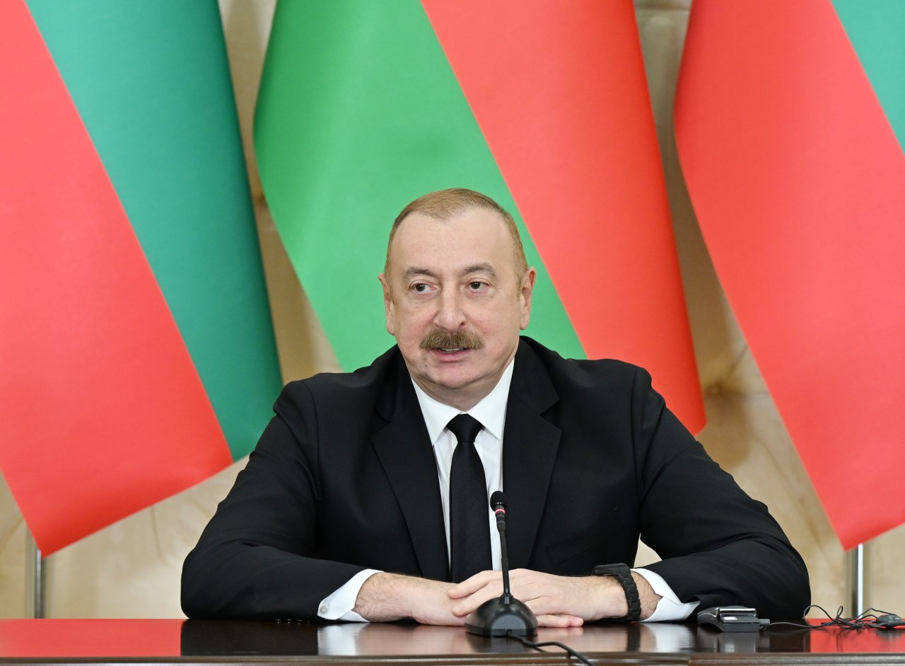 İlham Əliyev və Rumen Radev mətbuata bəyanatlarla çıxış ediblər - FOTO/VİDEO - foto 1