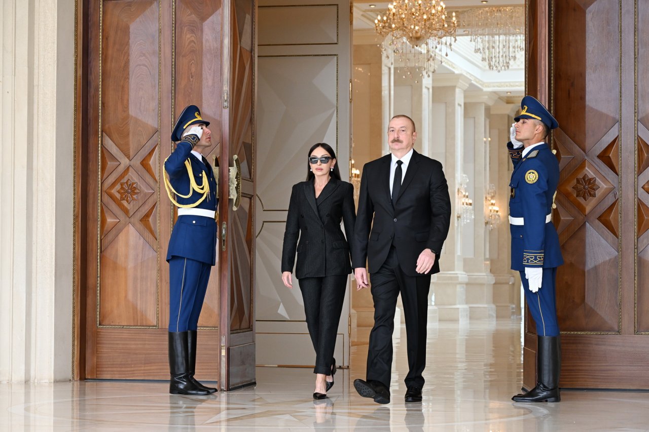 Bolqarıstan Prezidentinin rəsmi qarşılanma mərasimi oldu - FOTO/VİDEO - foto 1