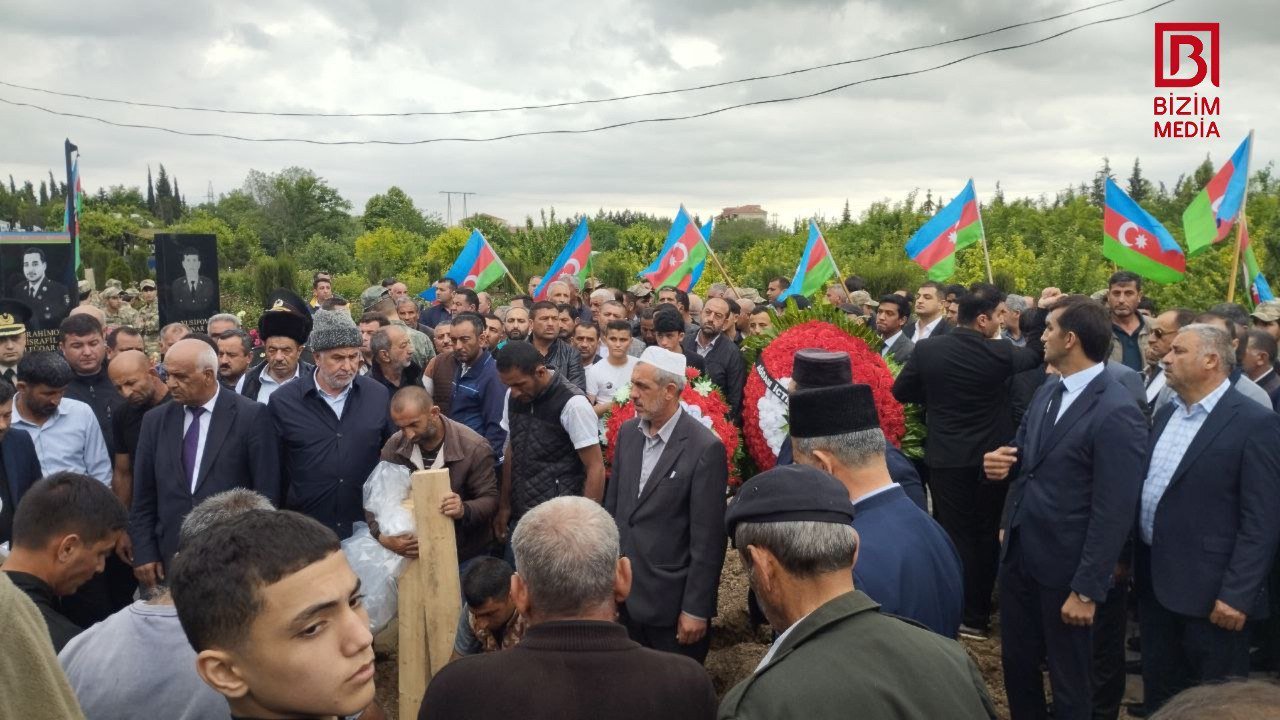 Birinci Qarabağ müharibəsinin daha iki şəhidi dəfn olundu – FOTO/VİDEO  - foto 1