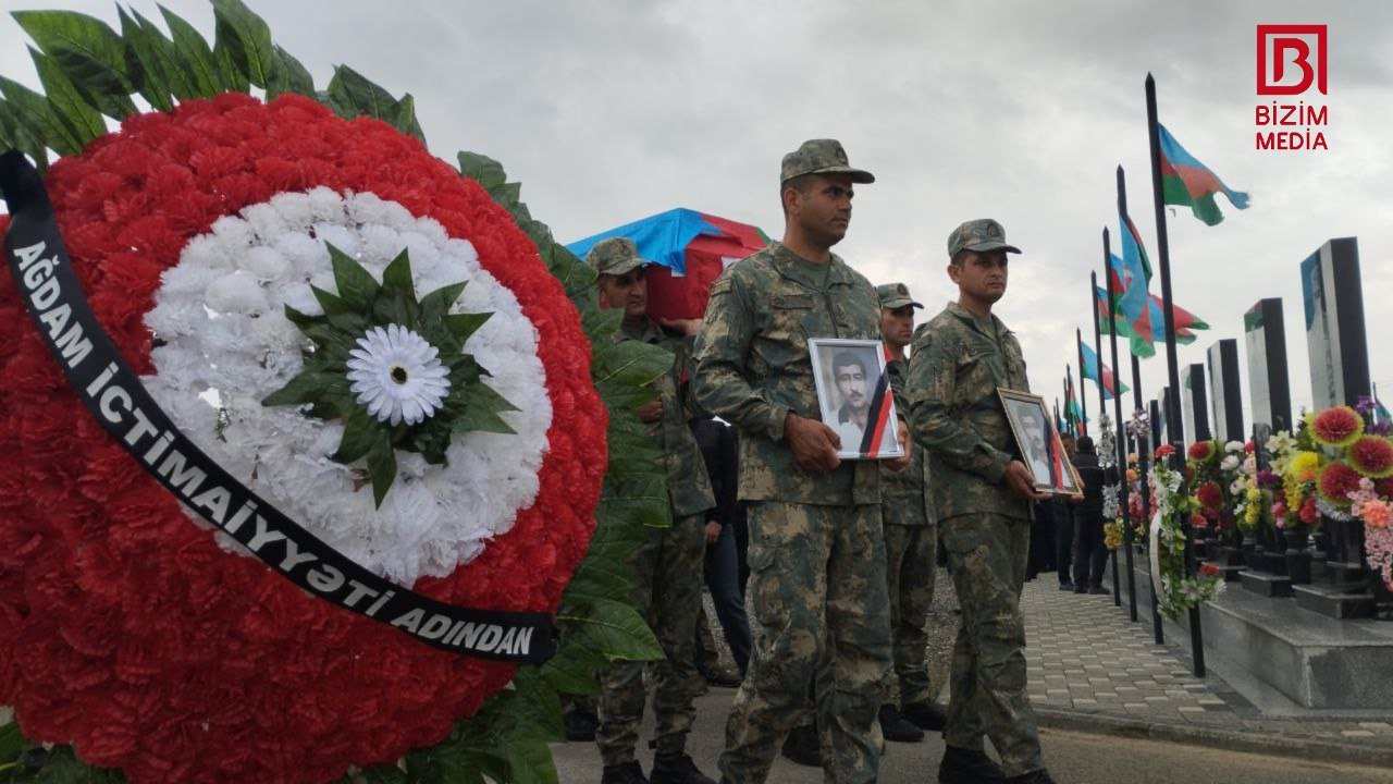 Birinci Qarabağ müharibəsinin daha iki şəhidi dəfn olundu – FOTO/VİDEO  - foto 9