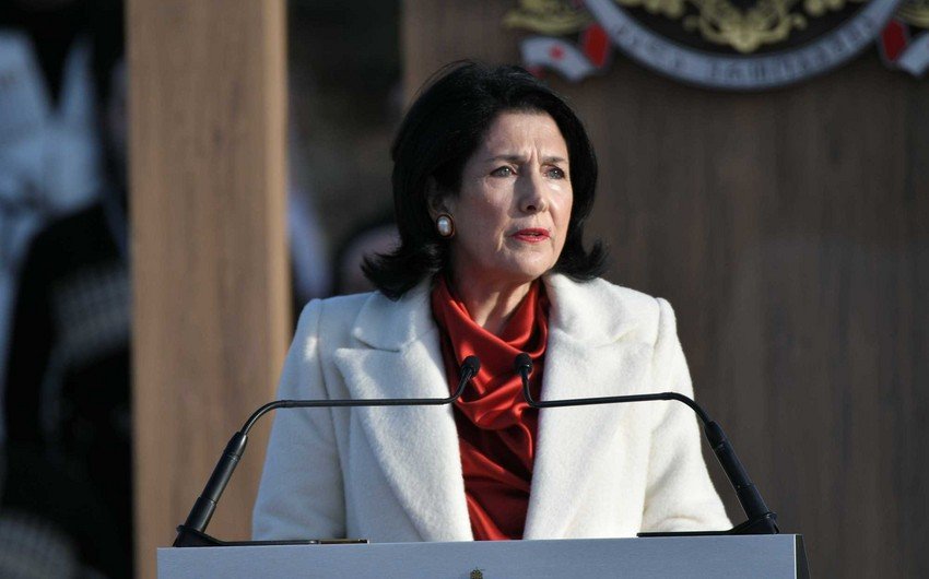 Salome Zurabişvili “xarici agentlər haqqında qanun layihəsi”nə veto qoyacaq