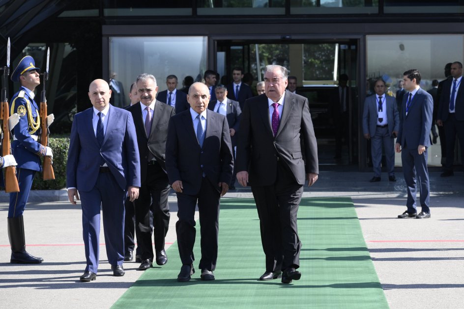 Emoməli Rəhmonun Azərbaycana dövlət səfəri BAŞA ÇATDI - FOTO
