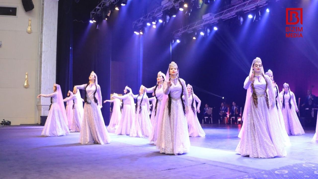 Gəncədə Tacikistan mədəniyyəti günləri çərçivəsində konsert keçirildi – FOTO/VİDEO  - foto 6