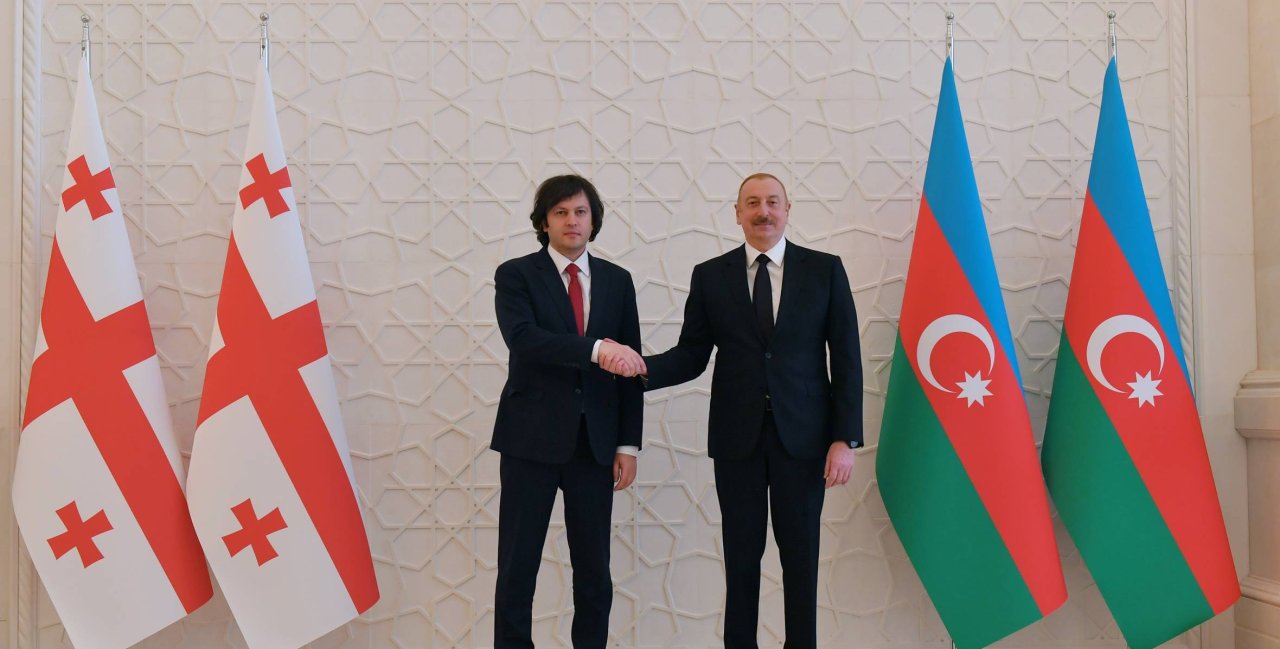 İrakli Kobaxidze İlham Əliyevi TƏBRİK ETDİ 