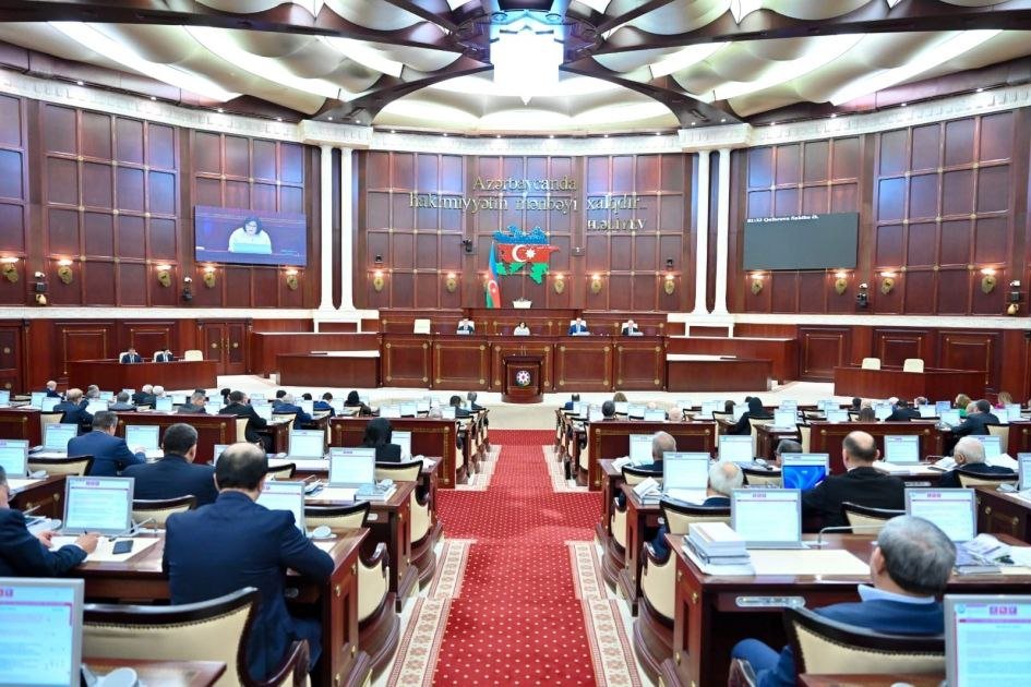 Milli Məclisin yaz sessiyasının sonuncu plenar iclası BAŞLADI 