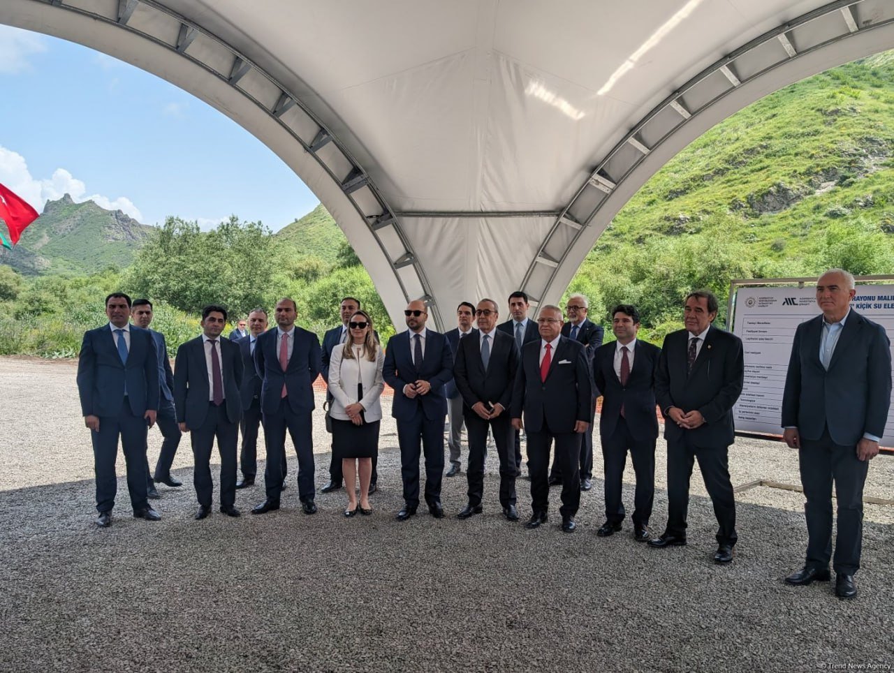 Laçında kiçik su elektrik stansiyasının təməlqoyma mərasimi olub - FOTO - foto 2