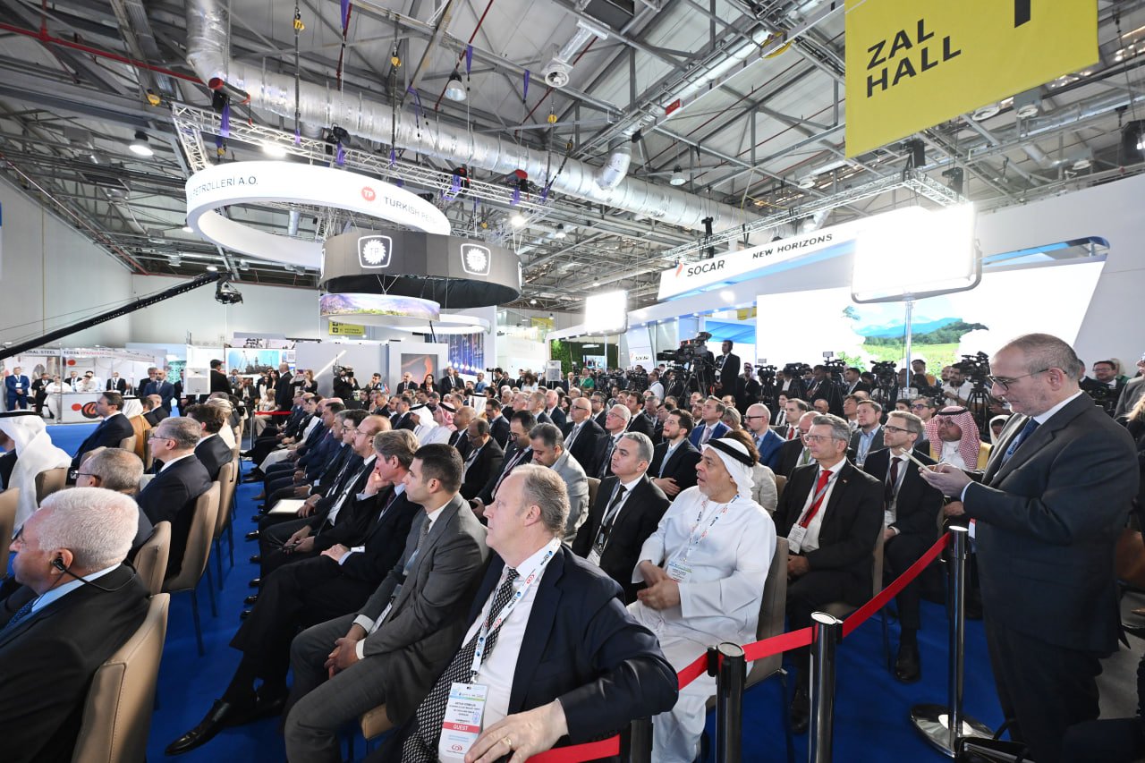 Prezident “Caspian Oil&Gas” və 12-ci “Caspian Power” sərgilərinin açılışında çıxış etdi – FOTO/VİDEO - foto 4