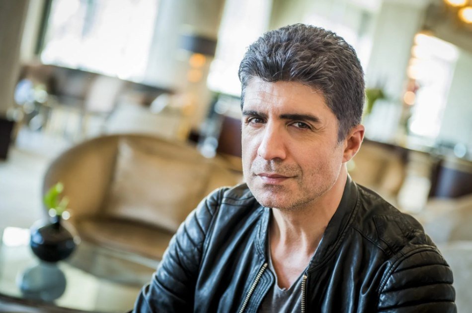 Özcan Deniz Bakıya gəlir