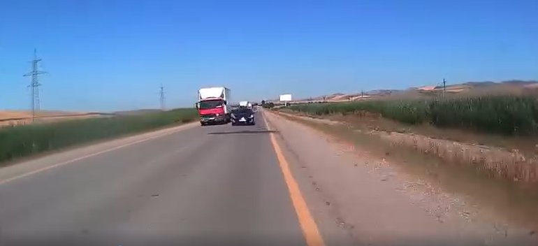 Əks yola çıxan sürücü təhlükə yaratdı - ANBAAN VİDEO