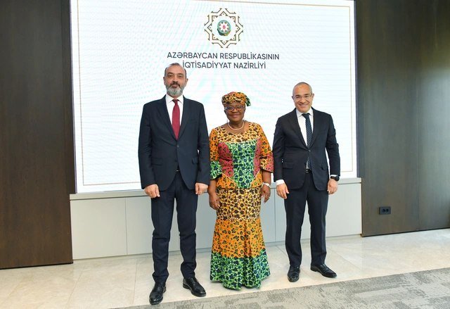 Azərbaycan ÜTT ilə ölkə iqtisadiyyatının şaxələndirilməsini müzakirə edib - FOTO - foto 2
