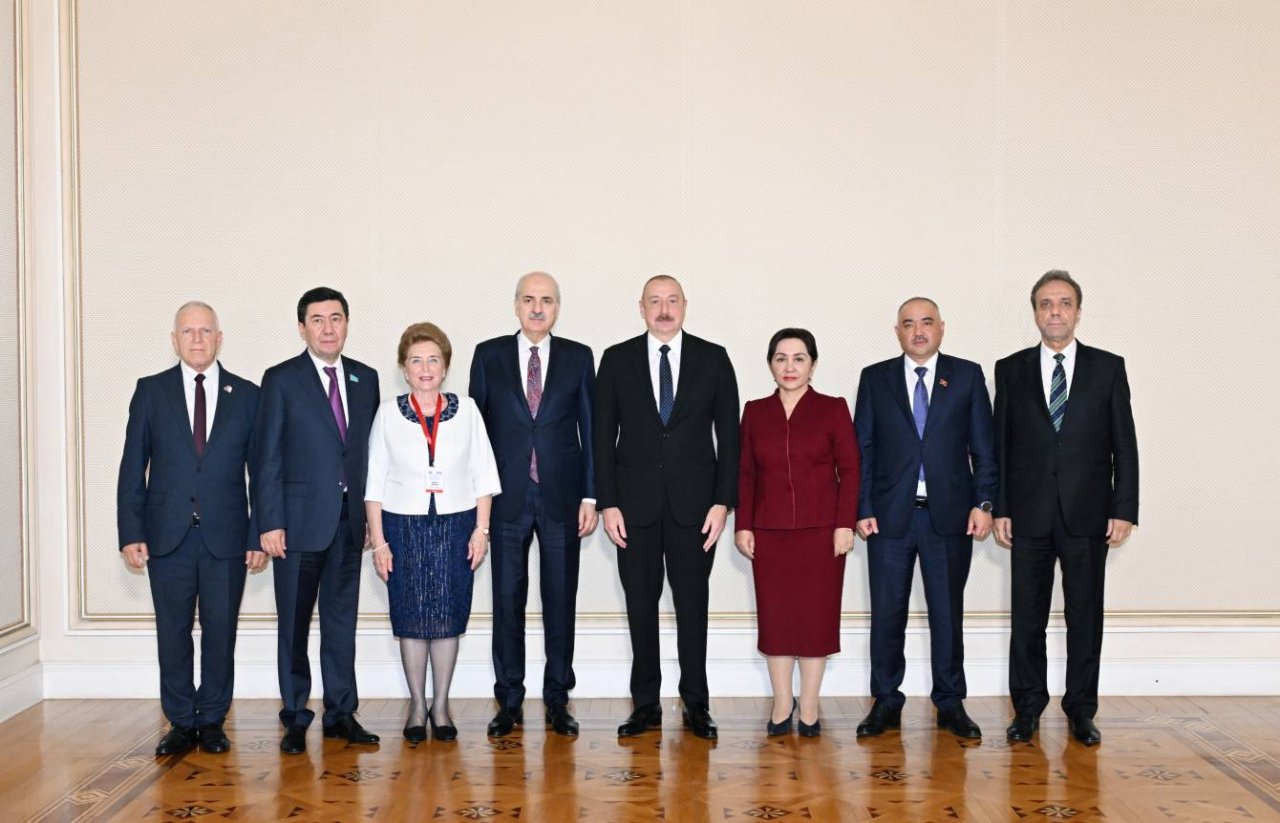 Tarixin seyrini dəyişən QARDAŞLIQ – Türk dünyası vahid gücə ÇEVRİLİR – TƏHLİL Tarixin seyrini dəyişən QARDAŞLIQ – Türk dünyası vahid gücə ÇEVRİLİR – TƏHLİL