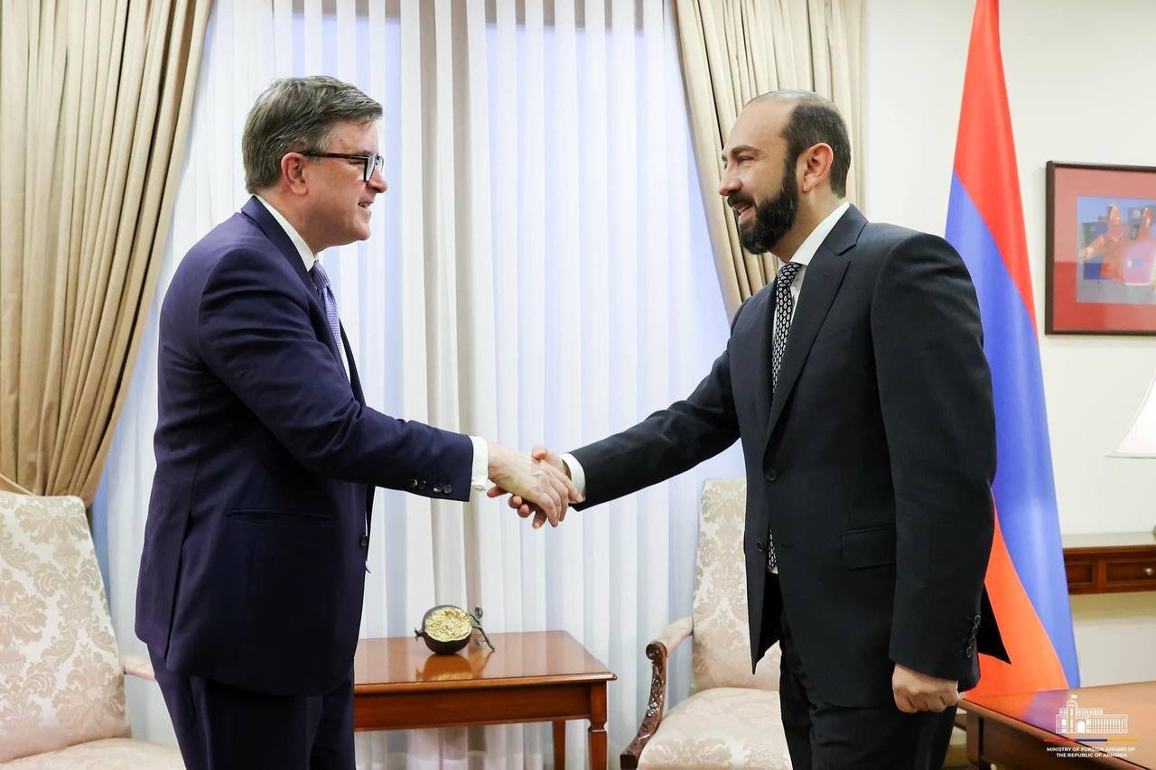 Mirzoyan O`Brayenlə görüşdə: 