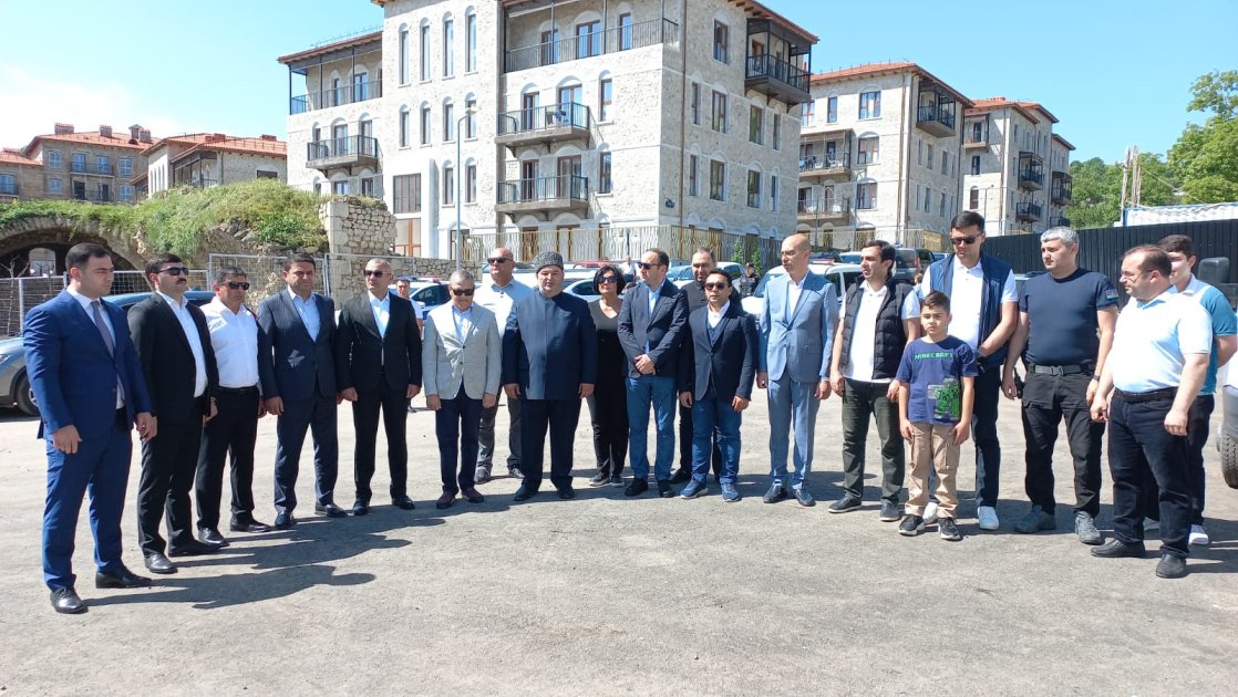 32 ildən sonra şuşalılar Qurban bayramını doğma yurdlarında qeyd edirlər - FOTO