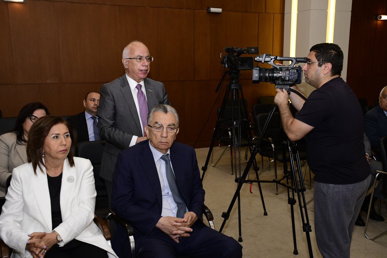 SON DƏQİQƏ: YAP Milli Məclisin buraxılması təşəbbüsünü irəli sürdü - FOTO - foto 5