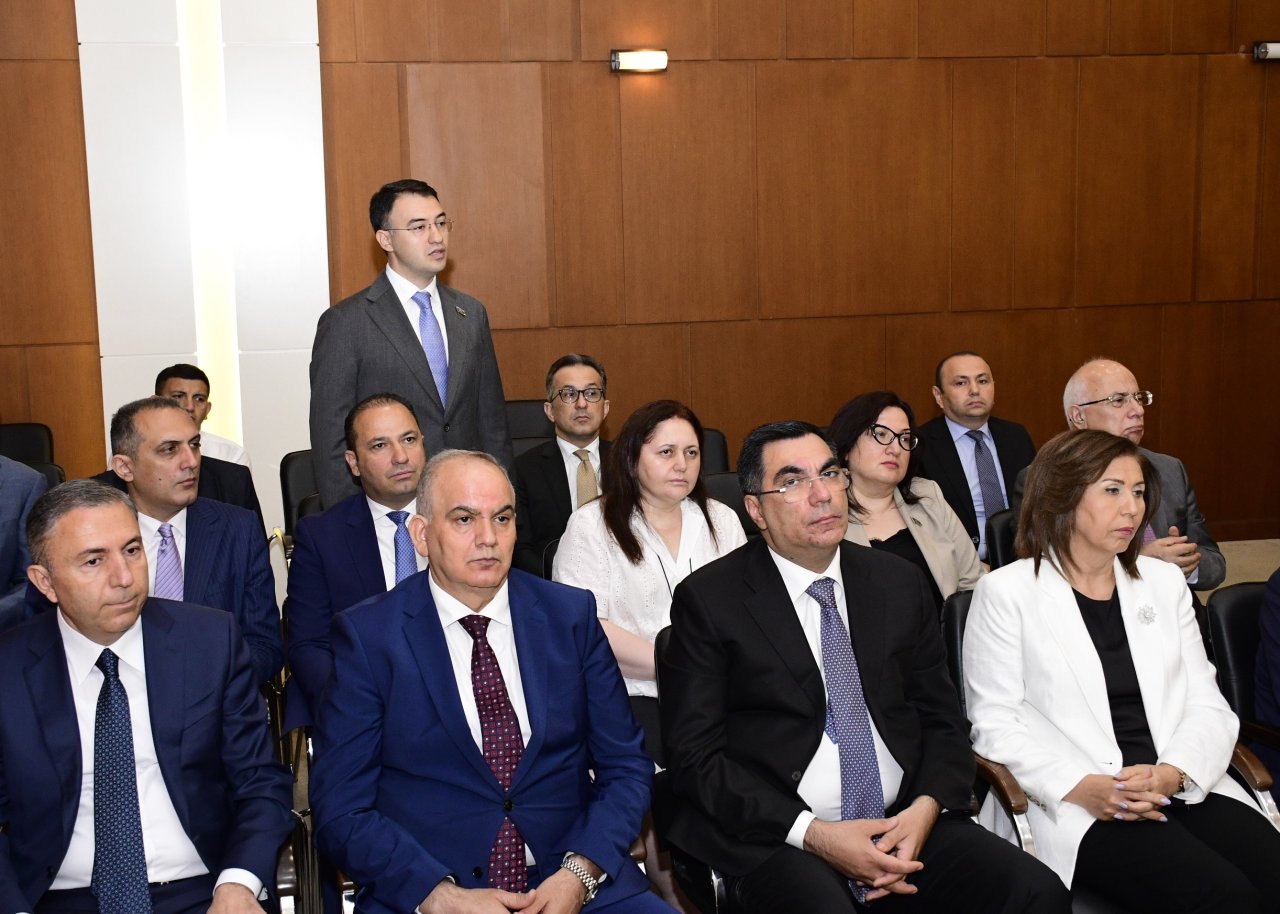 SON DƏQİQƏ: YAP Milli Məclisin buraxılması təşəbbüsünü irəli sürdü - FOTO - foto 4