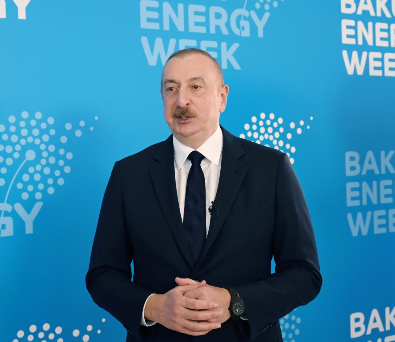 İlham Əliyev “Euronews”a müsahibə verib - FOTO - foto 1