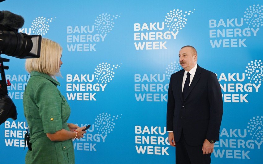 İlham Əliyev “Euronews”a müsahibə verib - FOTO İlham Əliyev “Euronews”a müsahibə verib - FOTO
