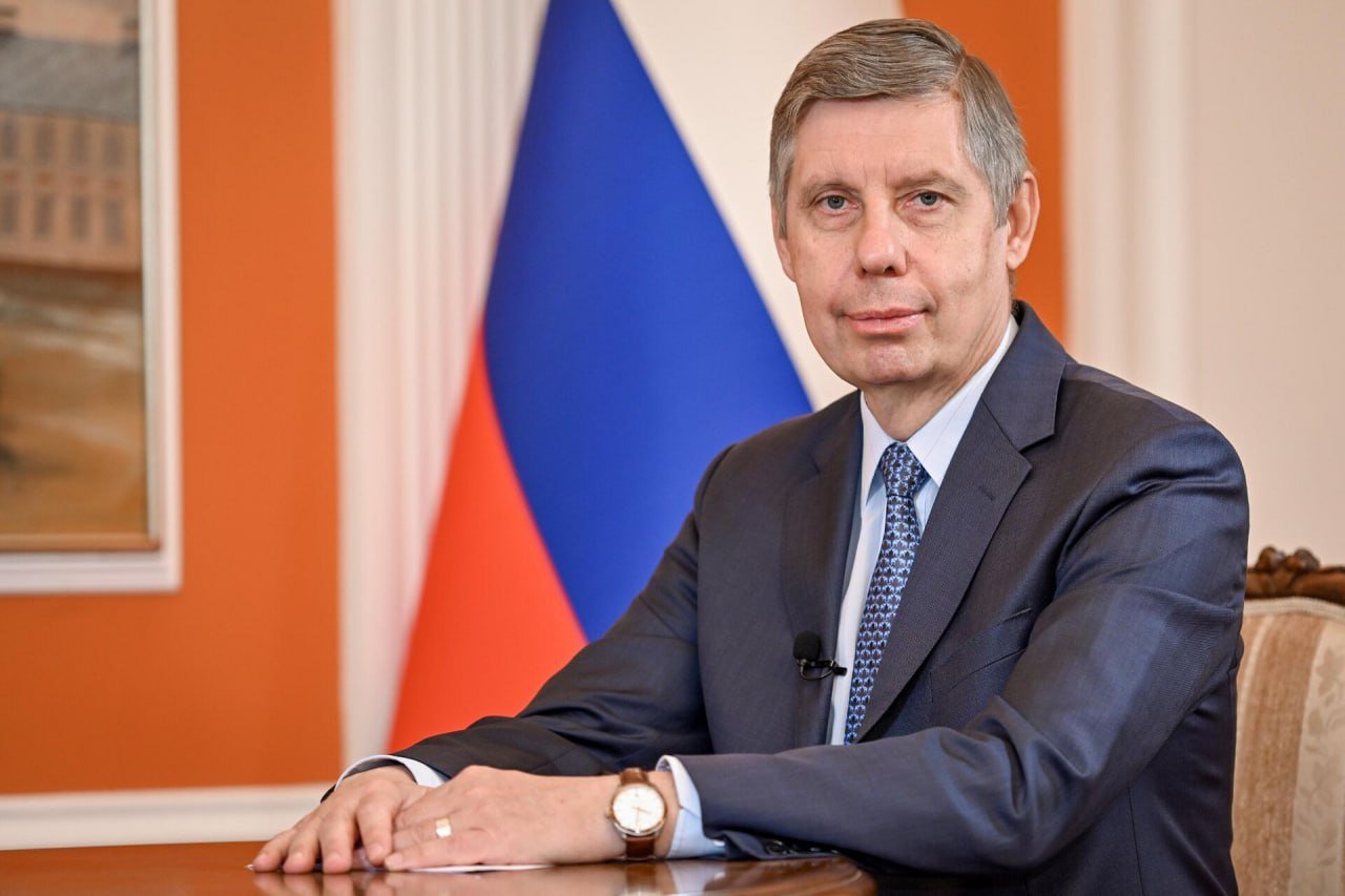 Putin Rusiyanın Azərbaycandakı səfirini Nevski ordeni ilə təltif edib - FOTO - foto 1