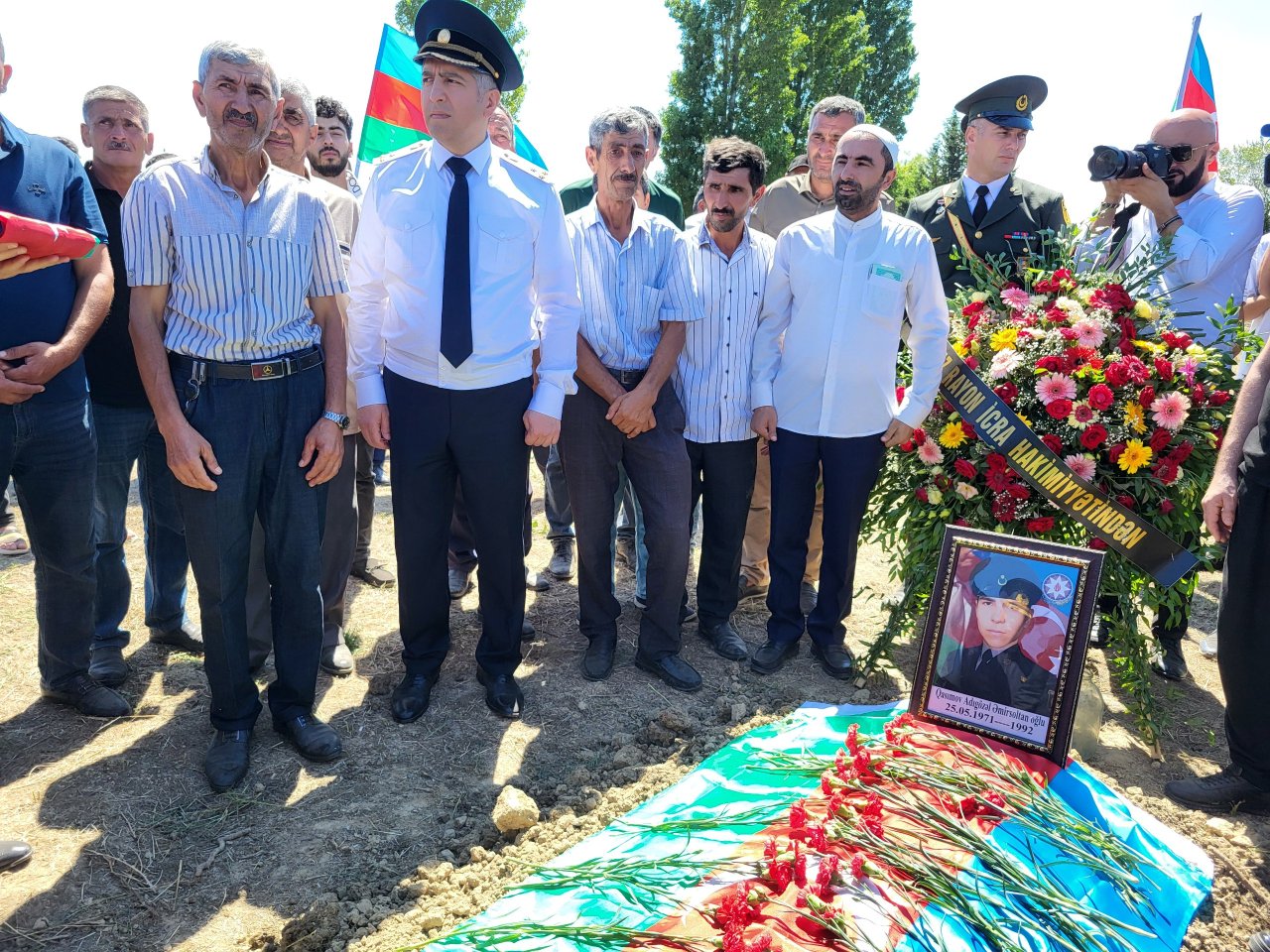 Xaçmazda şəhid Adıgözəl Qasımov torpağa tapşırıldı - FOTO/VİDEO - foto 3