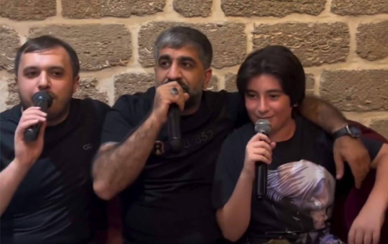 Rəşad Dağlının oğlu atasının “Şir həmişə şirdir, mənim qardaşım” meyxanasını SÖYLƏDİ – VİDEO