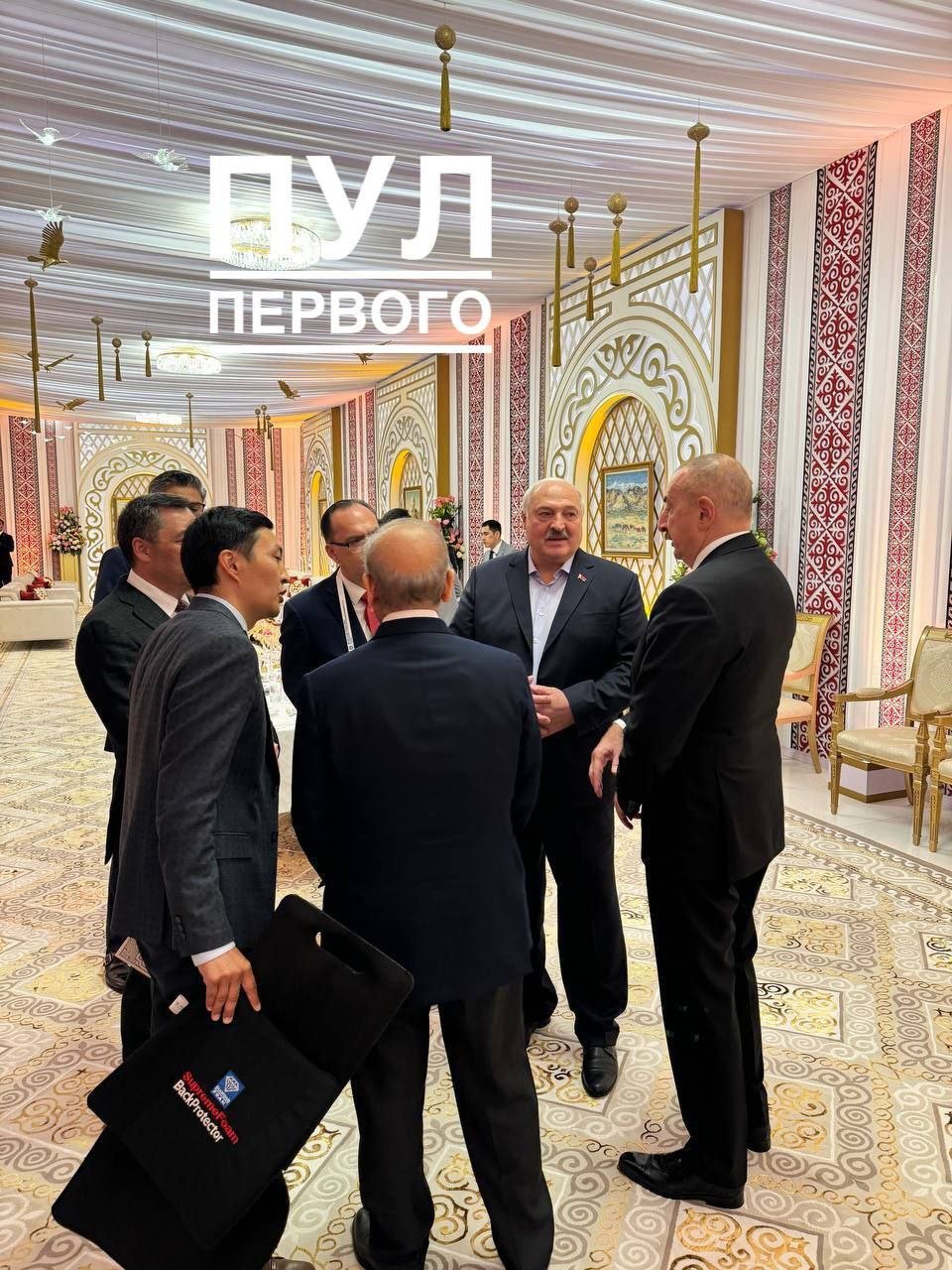 Astanada nümayəndə heyətlərinin başçılarının şərəfinə qeyri-rəsmi şam yeməyi verilib - FOTO - foto 2