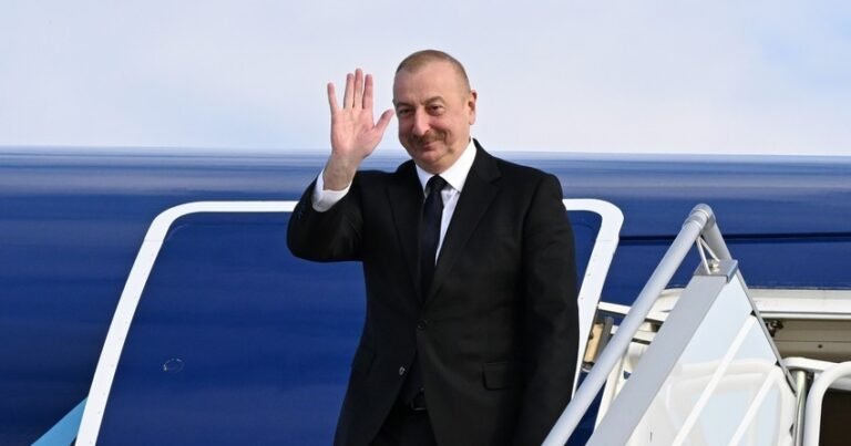 İlham Əliyevin Qazaxıstana səfəri başa çatdı İlham Əliyevin Qazaxıstana səfəri başa çatdı