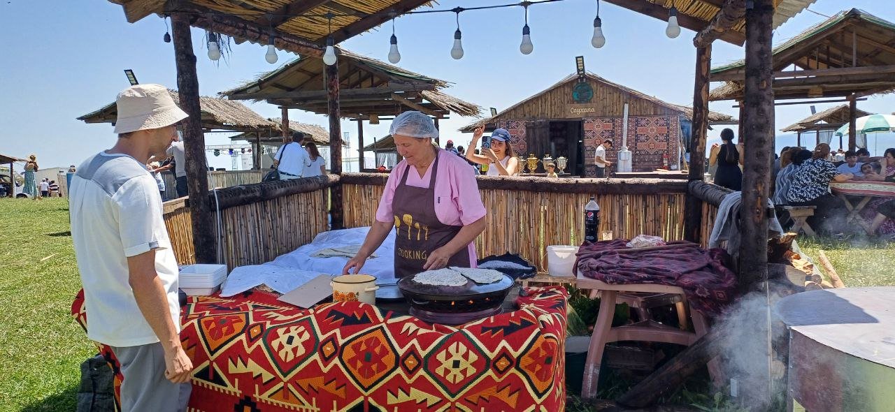 III Milli Yaylaq Festivalı BAŞLADI – FOTO/VİDEO - foto 1