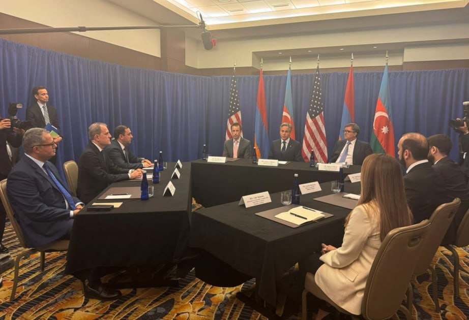 Vaşinqtonda Ceyhun Bayramovun erməni həmkarı ilə görüşü keçirilir - FOTO