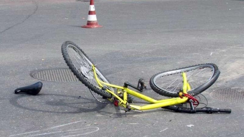 Göyçayda velosipedçini traktor vurub - VİDEO